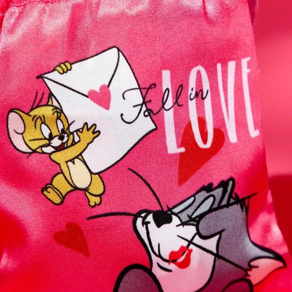 NWT Tom & Jerry Cartoon Print Eye Mask & Pouch